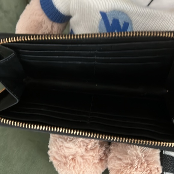 Almost new kate spade black and white wallet with small insert. - Picture 2 of 3